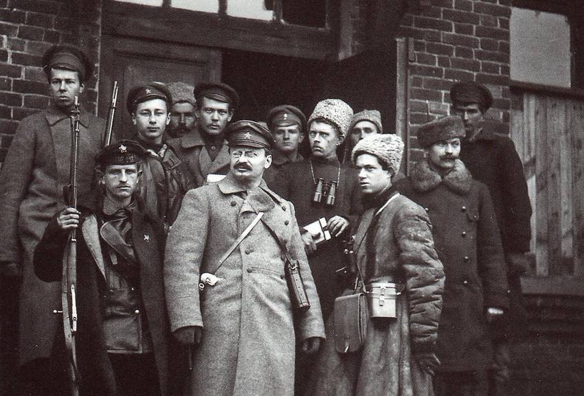 leon trotsky red army